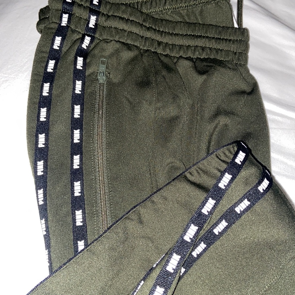 Pink track pants - Picture 2 of 3
